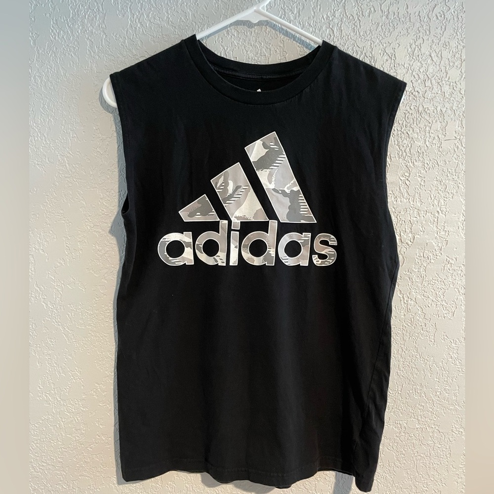 Adidas Boys Sleeveless Muscle Shirt Size L